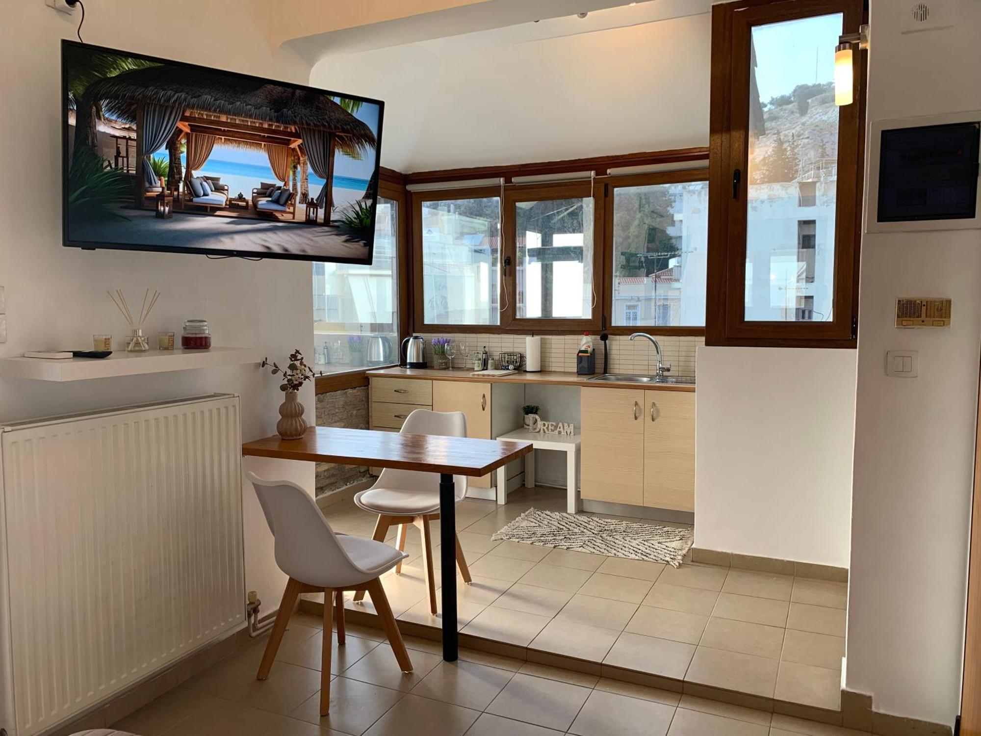 Acropolis View Apartment *